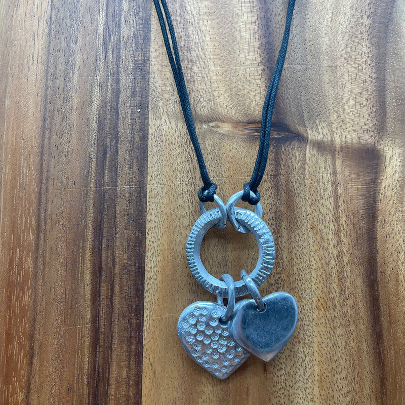 Necklace with 2 hearts