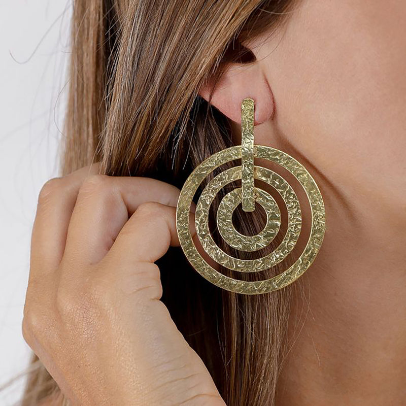 Nickel Earrings 3 circles gold plated